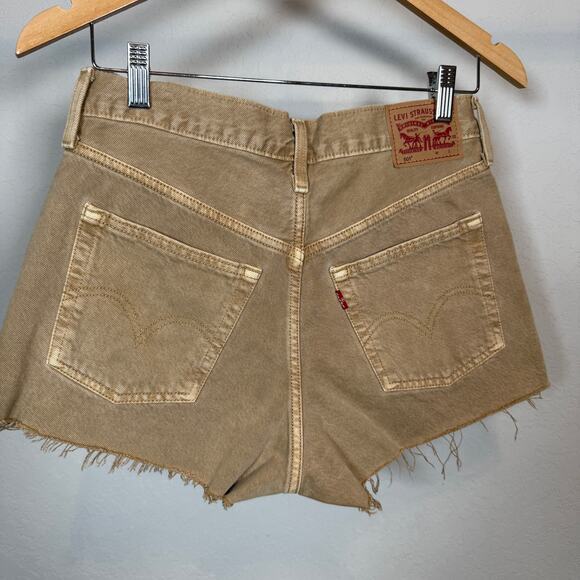 Women's Levi's 501 Tan Button Front Raw Edge Cutoff Denim Shorts Size 27 - Picture 7 of 9